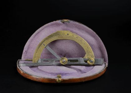 Colecția de instrumente științifice istorice